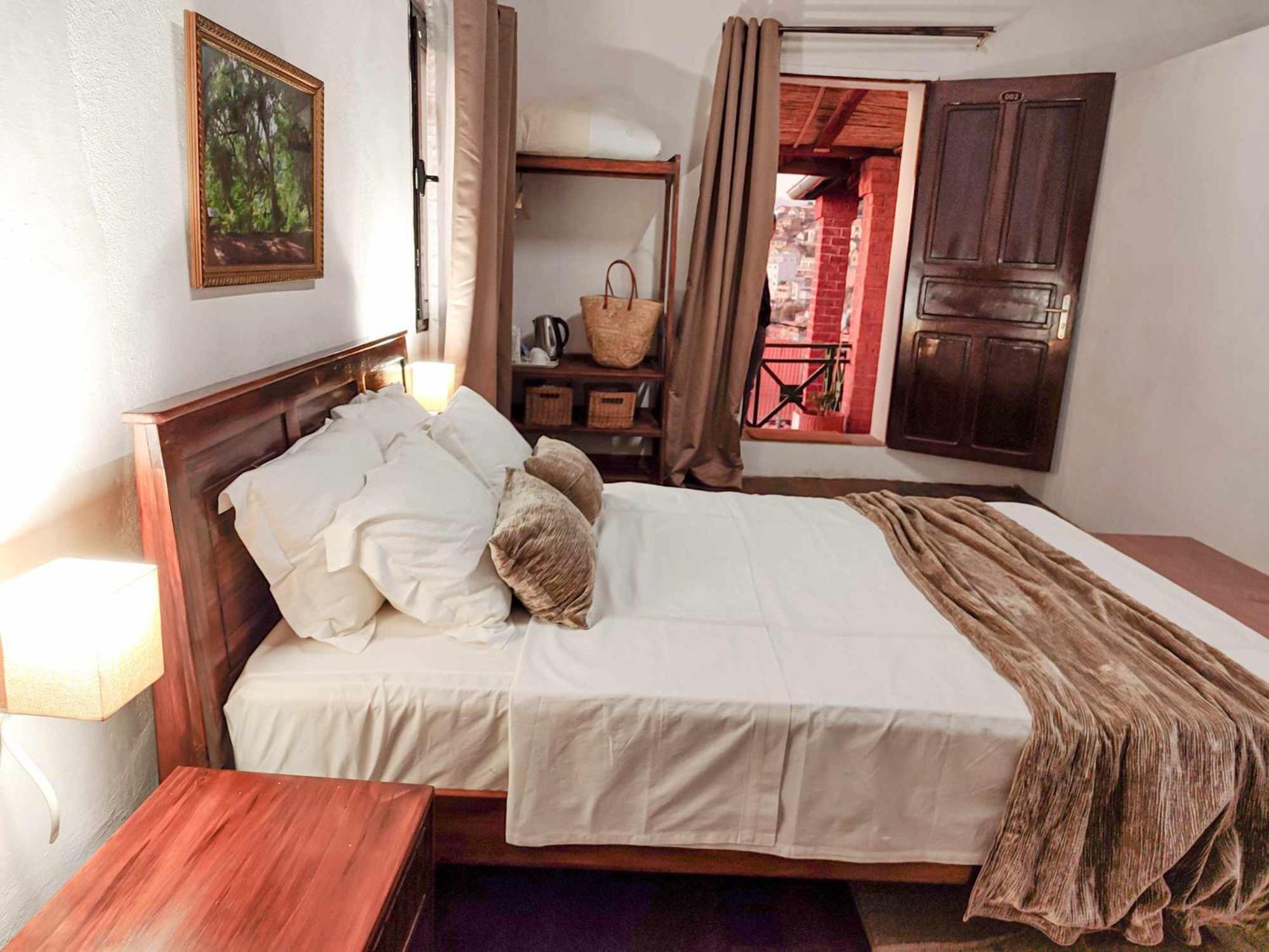 M'Serenity Guest House Антананариву Екстериор снимка
