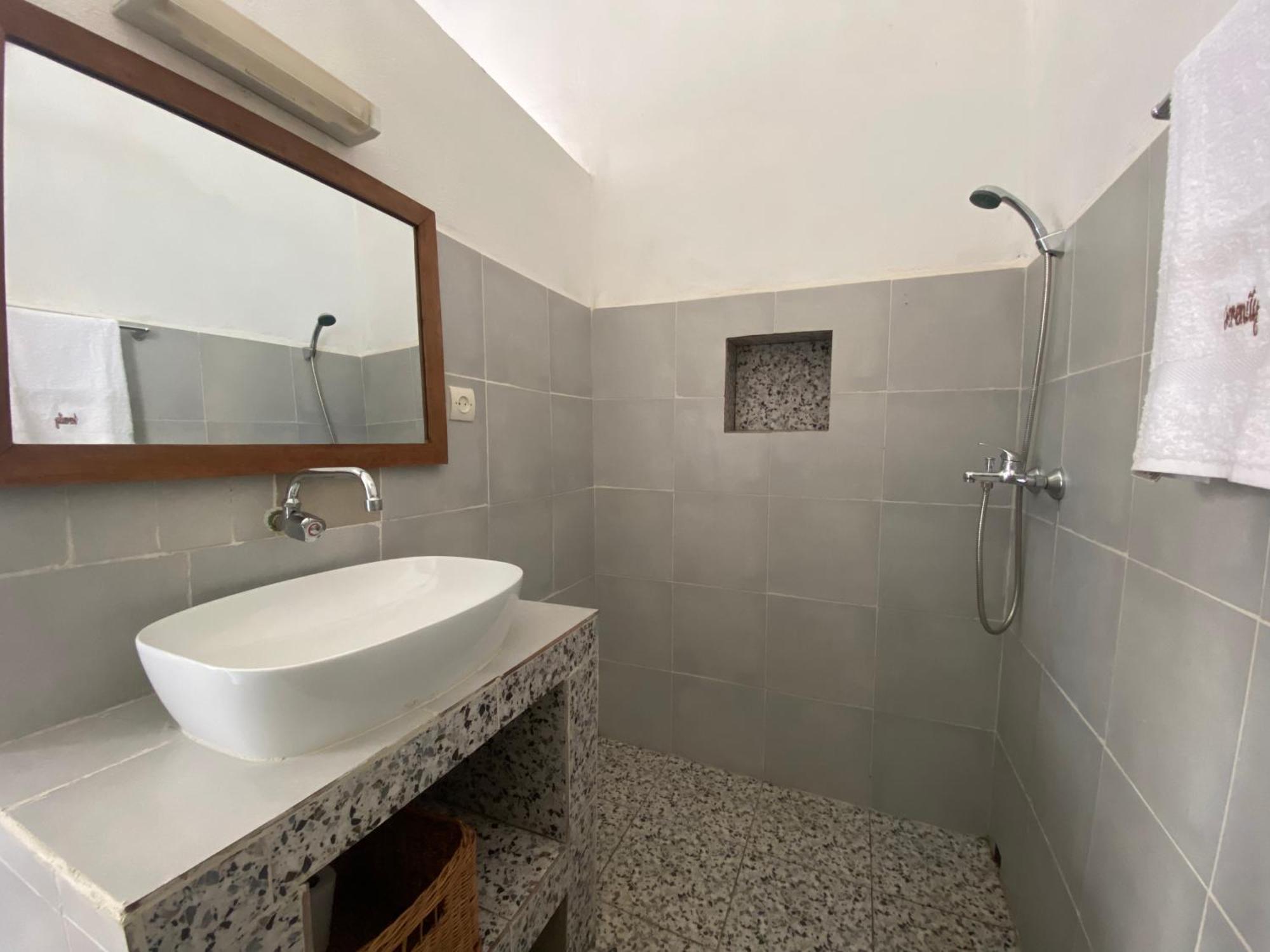 M'Serenity Guest House Антананариву Екстериор снимка