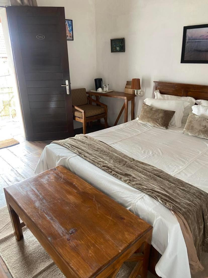 M'Serenity Guest House Антананариву Екстериор снимка