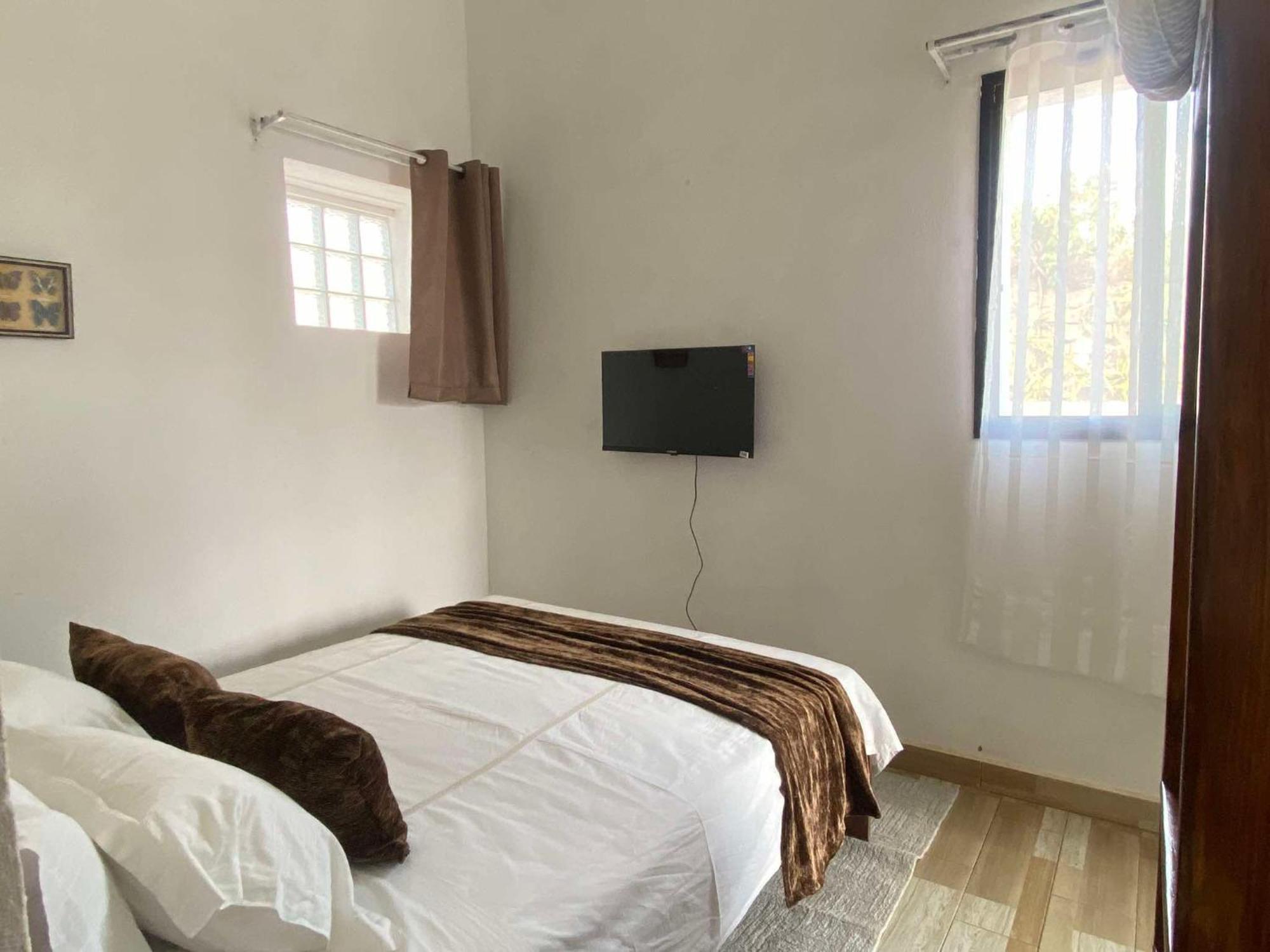 M'Serenity Guest House Антананариву Екстериор снимка