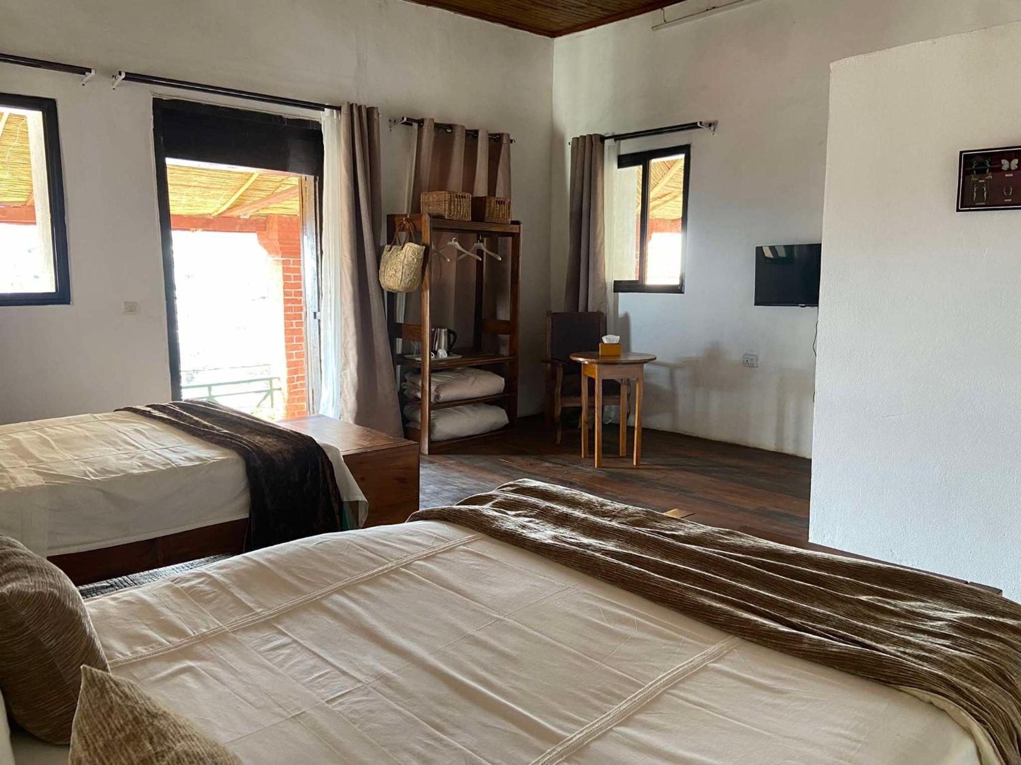 M'Serenity Guest House Антананариву Екстериор снимка