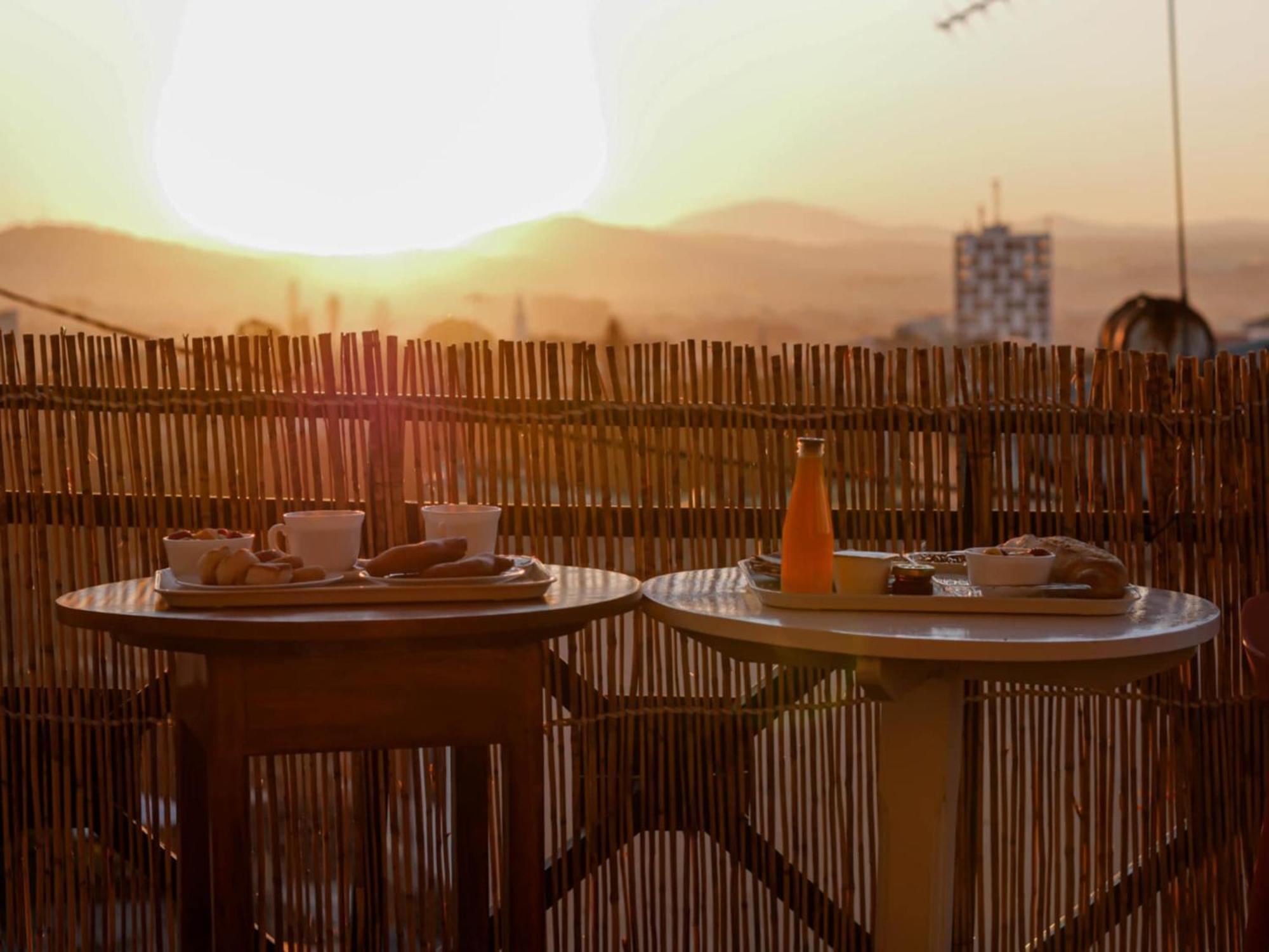 M'Serenity Guest House Антананариву Стая снимка